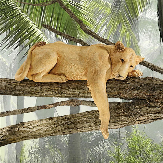 LIONESS OF NAMIBIA STATUE NR