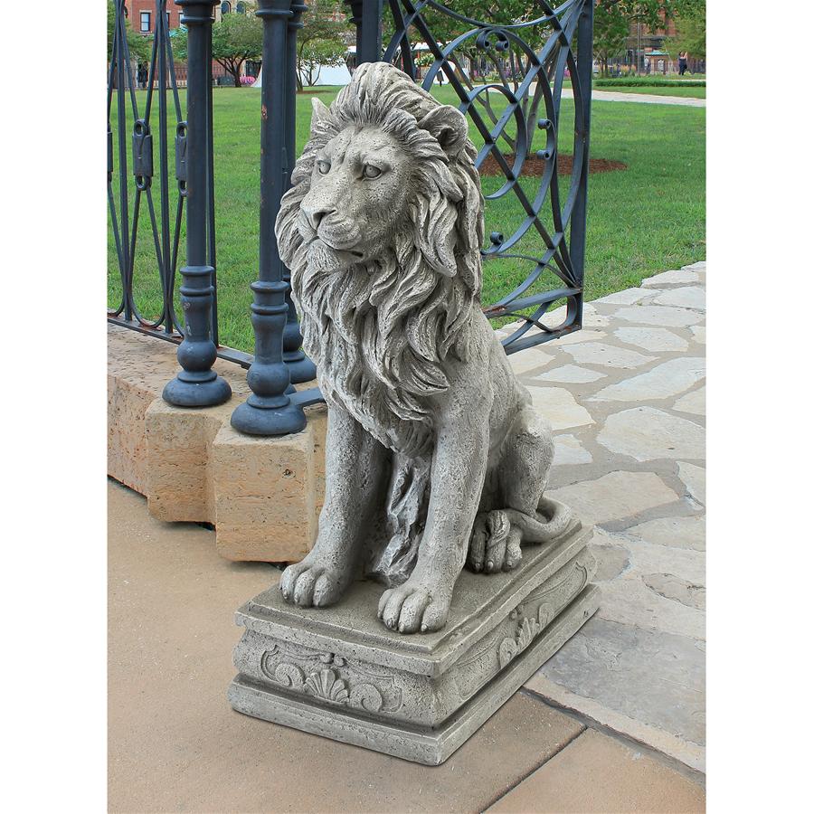 FOUQUET ROYAL PALACE SENTINAL LION