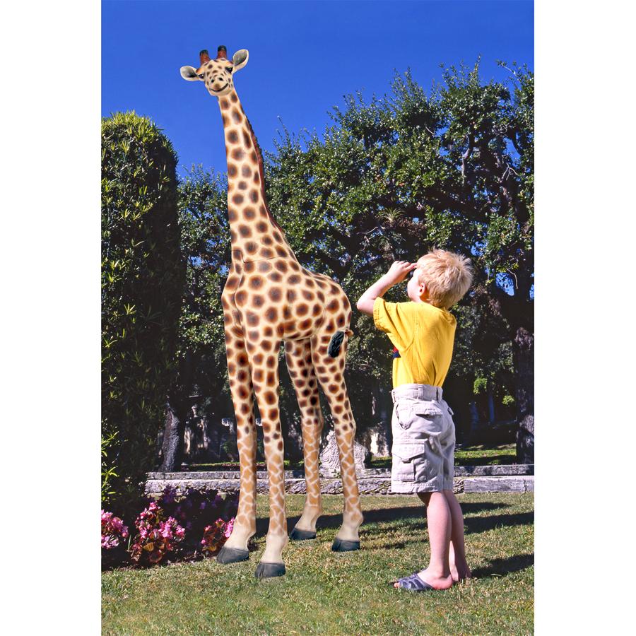 MOMBASA THE GARDEN GIRAFFE